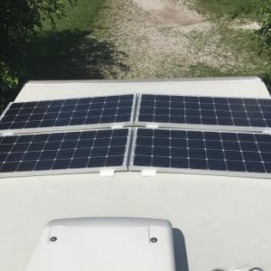 400w of Renogy panels on 23RB