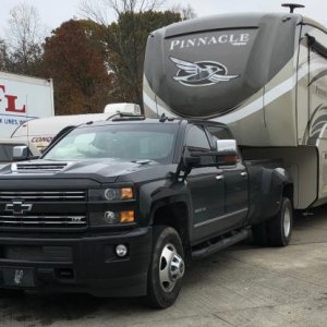 2019 Jayco Pinnacle 37MDQS
2018 Chevy 3500 HD 4WD LB Dually 6.6L Diesel