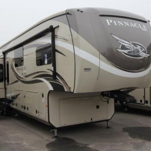 2019 Jayco Pinnacle MDQS