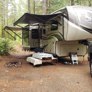 Our cozy spot at Dow Creek RV Resort, Hoodsport, WA. This was the hour it wasn't raining!