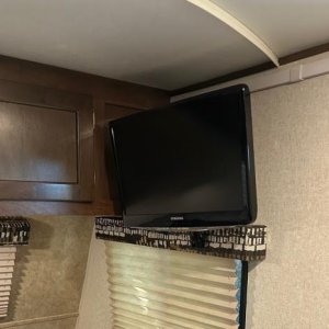 Mounted TV over queen bed door side 174BH