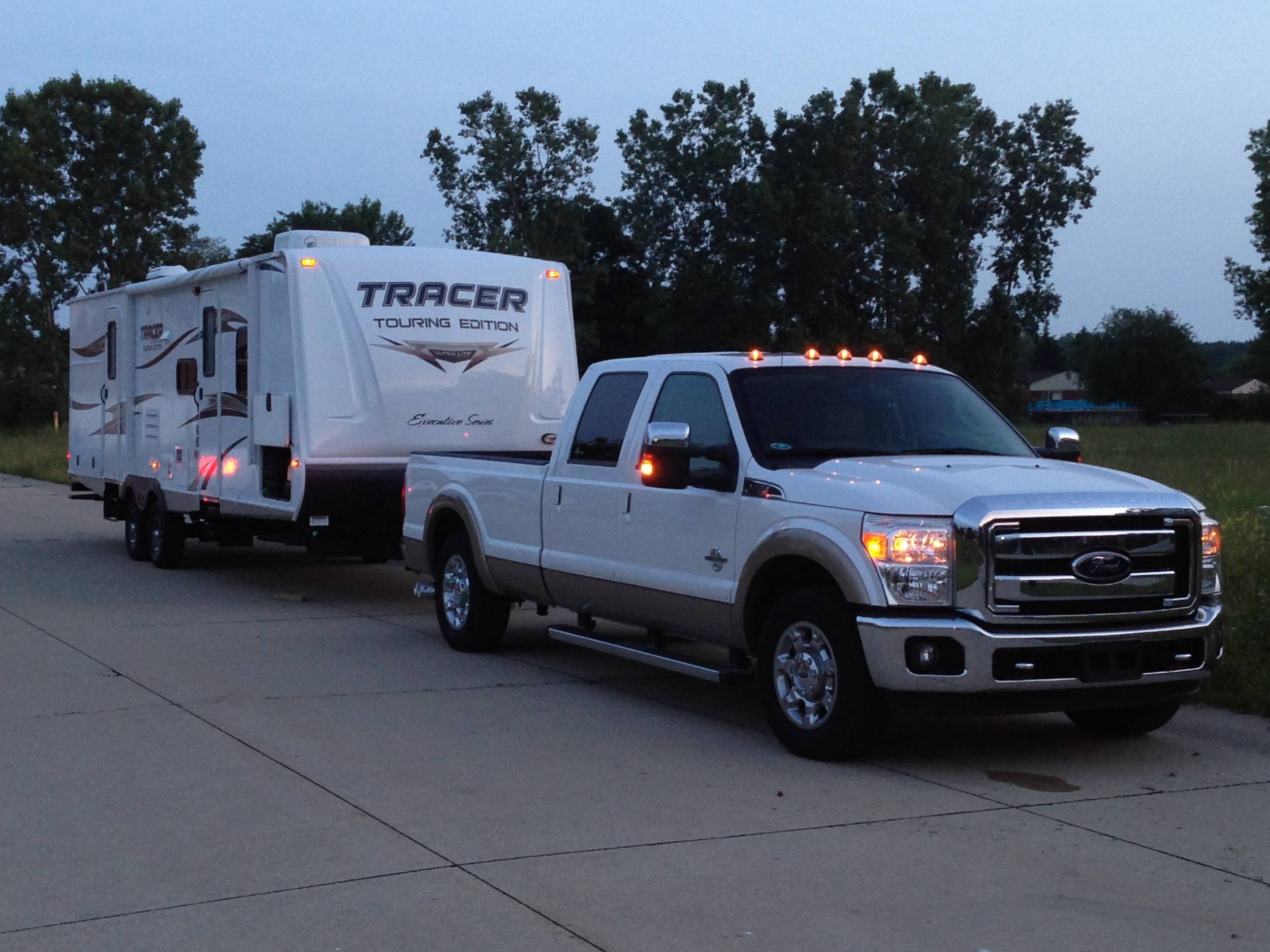 14' Prime Time Tracer 3150BHD-TE and 12' F350