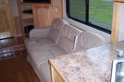 1862737694049-2009-30ft-King-of-the-Road-Motorhome