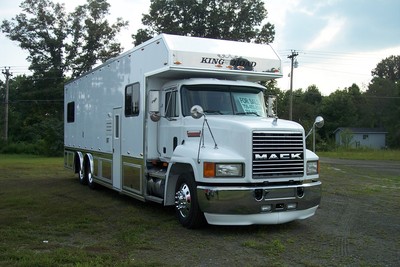 1953211090612-2009-30ft-King-of-the-Road-Motorhome