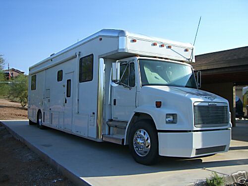 1999 40' NRC, Freigthliner FL70, 41k miles, 2 axle, $160 BIN on ebay