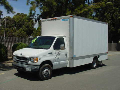 2002 Ford E350 w/14' aluminum box.