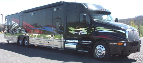 2002 Kenworth T2000, 55' Kingsley Conversion