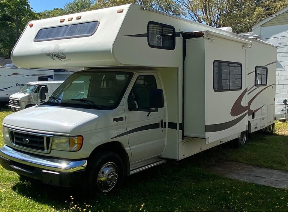 2004 Forrest River Sunseeker