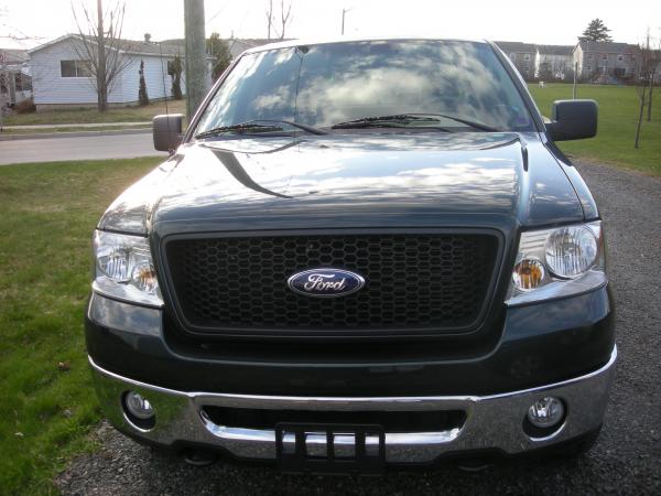 2006 Ford F150 supercrew,green 4.6 , will be uploading pictures of the new trailer when I can finally pick it up.2011 Surveyor Sport 24T.