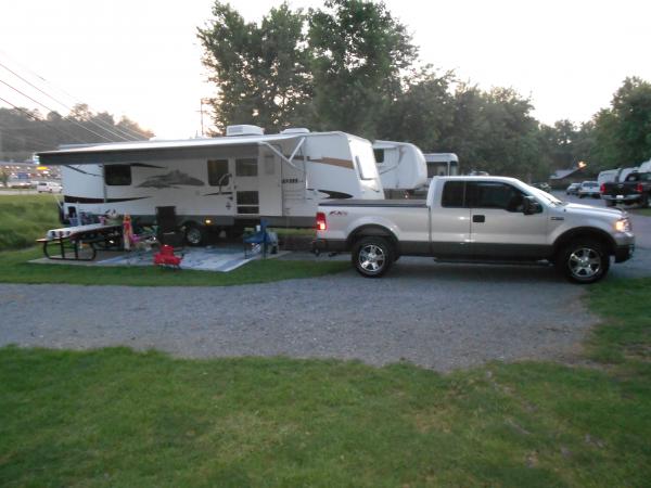 2009 Salem 29FKDS...2004 F-150 5.4