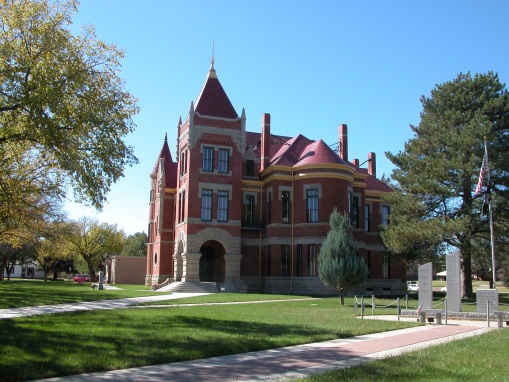 2010 10 26 , Donely Co Courthouse, TX