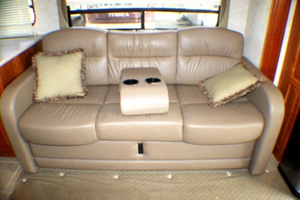 2011 Dynaquest XL interior 5