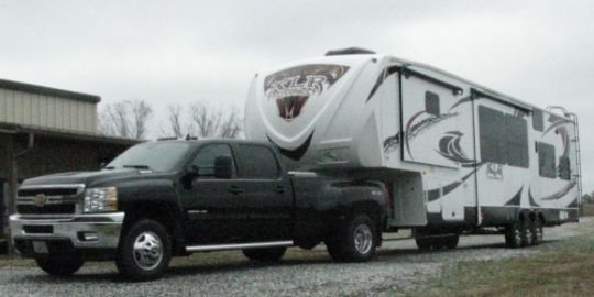 2012 Chevrolet 3500 4 x4 diesel and 2012 Forest River Thunderbolt XLR  395 AMP.