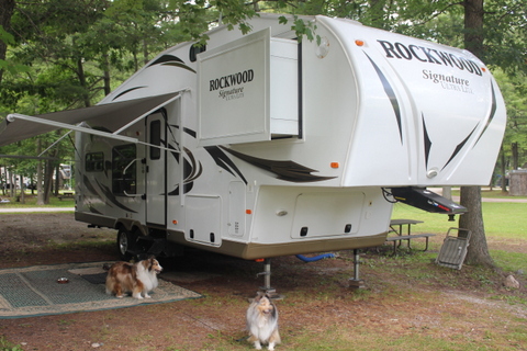 2012 Forest River Ultra Lite 8280