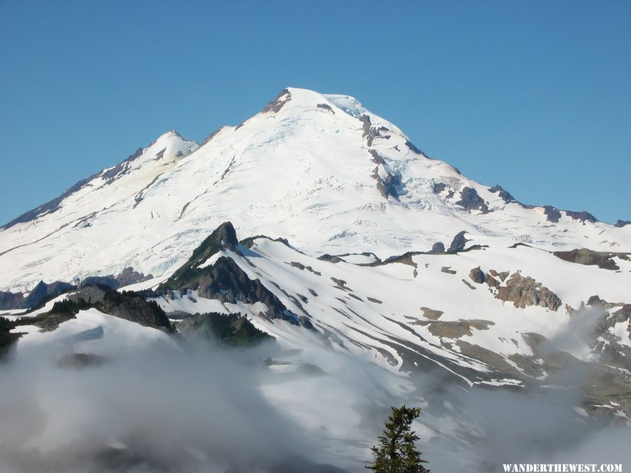 2013 066 MT BAKER FROM TABLE MTN TRAIL