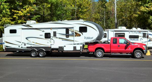 2013 312BHX / 2012 f350 6.7L Diesel