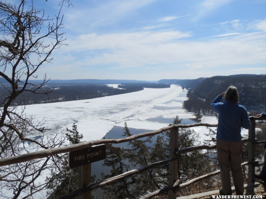 2014 51 MAR20 EFFIGY MOUNDS FIREPOINT PM S VW