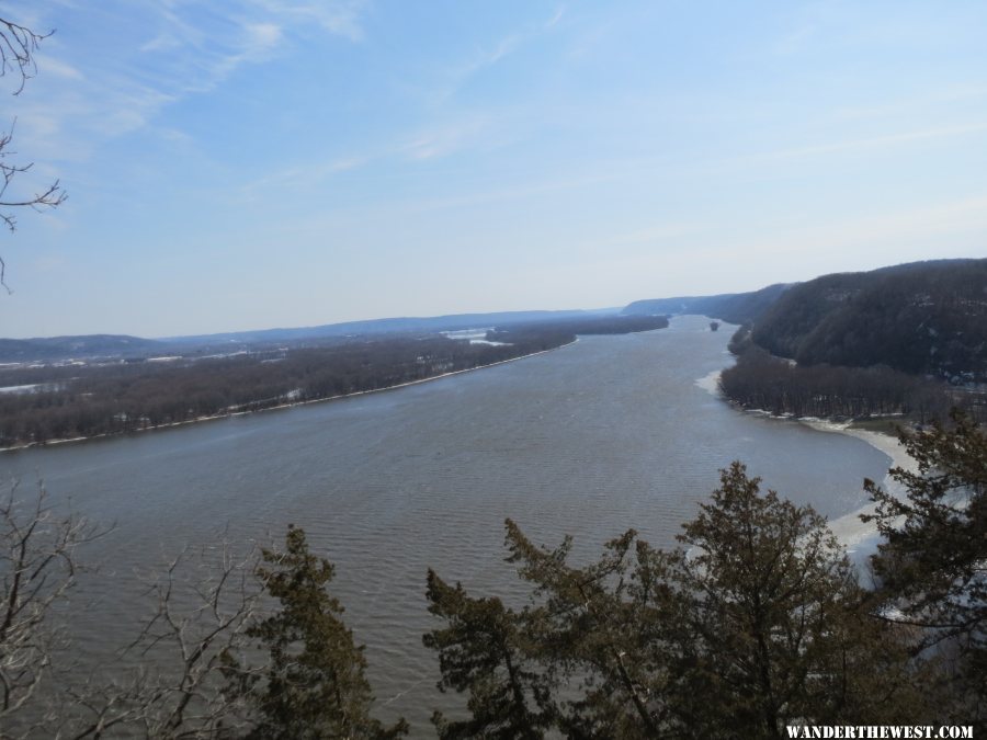 2014 63 MAR26 EFFIGY MOUNDS FIREPOINT S VW