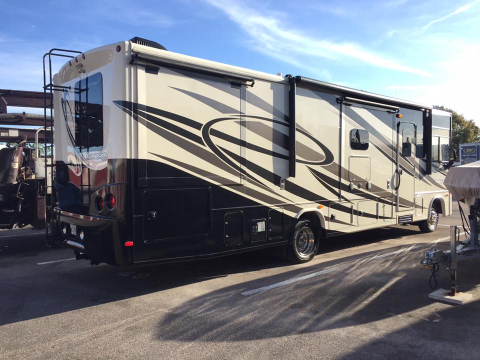 2015 Forest River Georgetown 328TS