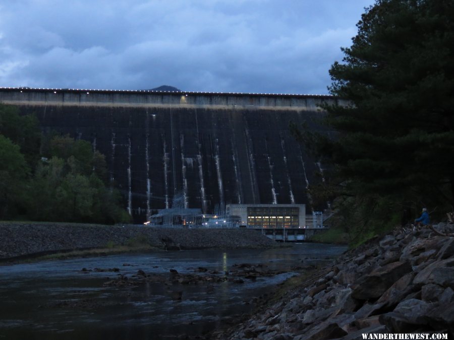 2015 GA NC 60 FONTANA DAM AT DUSK