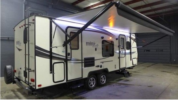 2015 Rockwood Mini Lite 2502ks