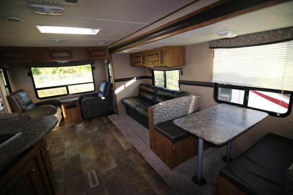 2016 Crossroads Zinger 291RL Z-1 Interior