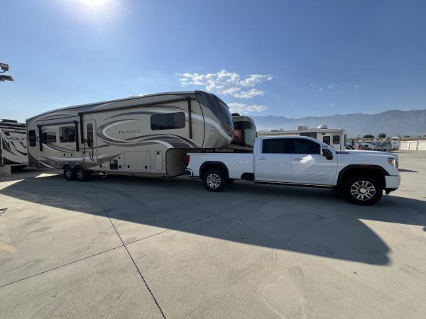 2021 GMC Denali Diesel 2500HD Long Bed with 35" Toyo Tires and Airbags. Tows like a dream with the 10 speed transmission.