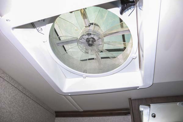 28SS - Bathroom Ceiling Fan