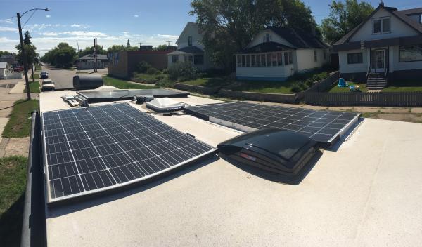 4 X 310w Hanwha Q-Peal 4.1 panels