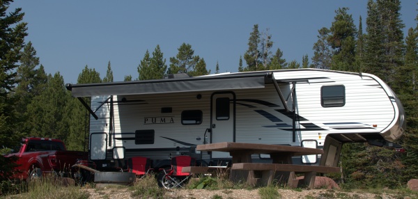 5th Wheel Camping, East Park, Utah
We finally graduated to a 5th wheel in 2021. This is the life! It's small for a 5th wheel but the 1/2ton pickup can