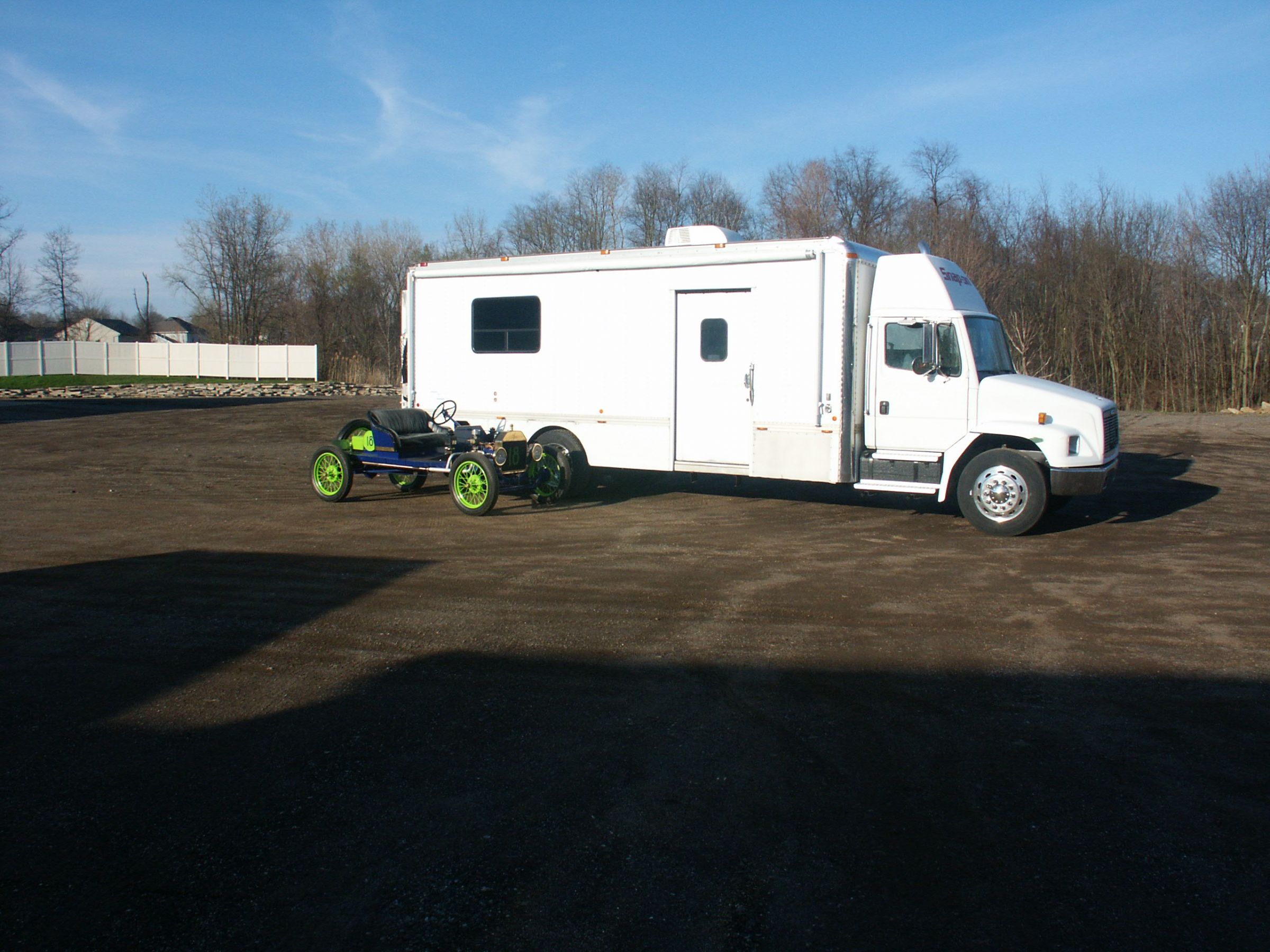 '99 FL70 Hauler for 1918 Model T Speedster