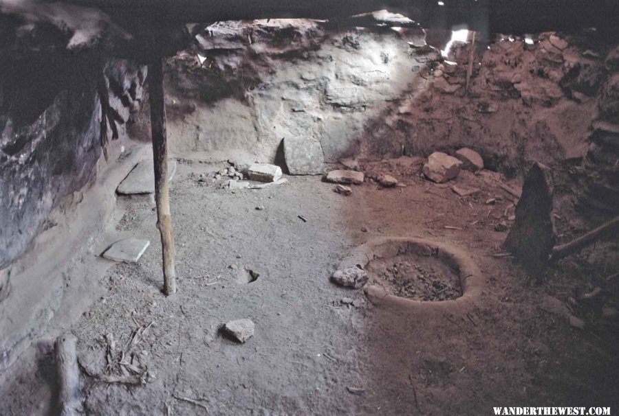 A Peek Inside the Kiva at Horsecollar Ruin