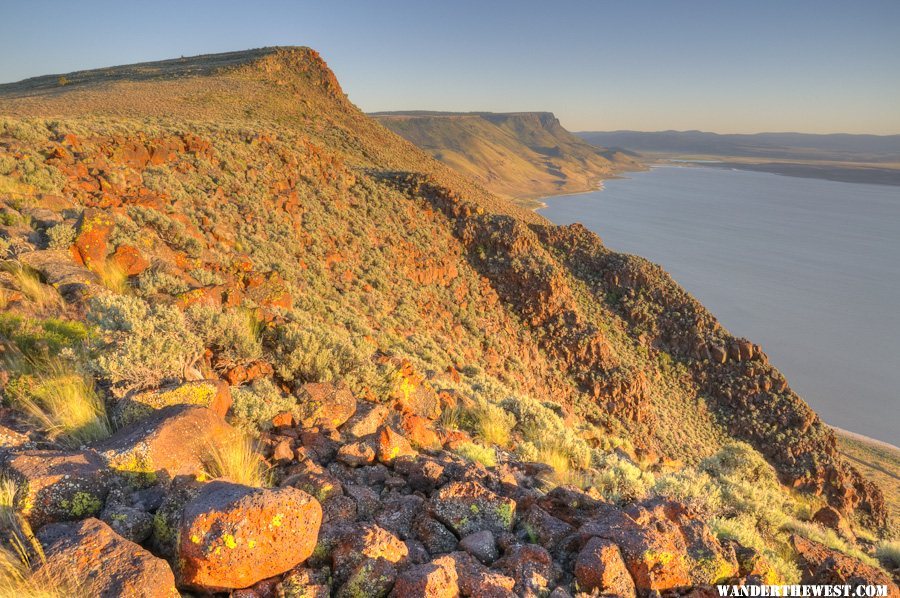 Abert Rim, looking south