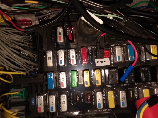 Add a Circuit device showing installation into Freightliner fuse block.  This device powers the upper instrument panel power cable.  Used for windshie