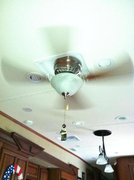 added light fixture to ceiling fan,