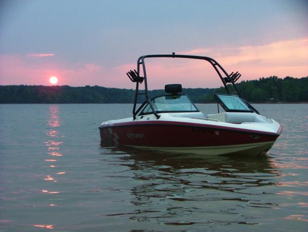 Another beautiful sunset 2005, water laying down, about time for the last ski run of the day on slick water.