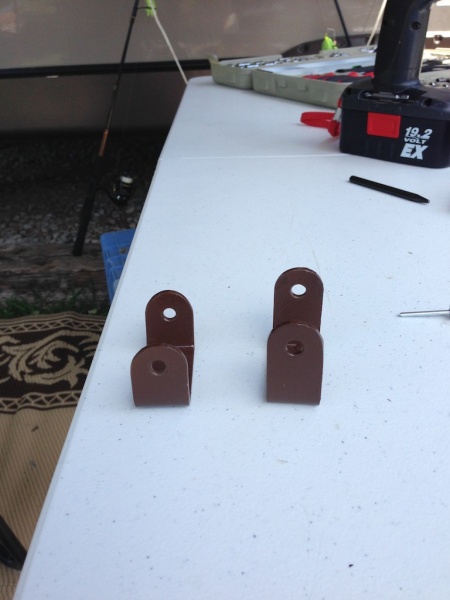 Awning Mod  001

Stowage Bracket Size Difference - one is 2" the other is 1.5"