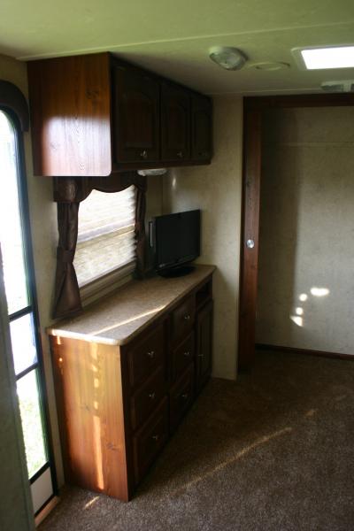 Bedroom Dresser & Overhead Cabinet