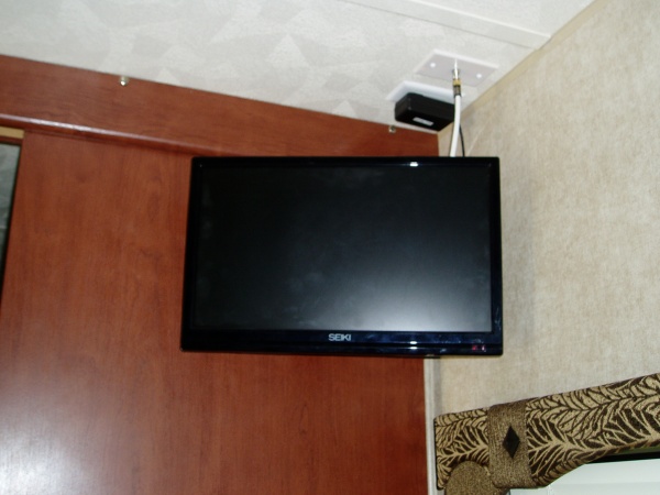 Bedroom TV wall mount