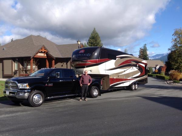 Before heading south for the winter, we traded our 2011 Ram 3500 SRW for a 2014 Ram 3500 Dually. More stability in crosswinds, more power for hills bu