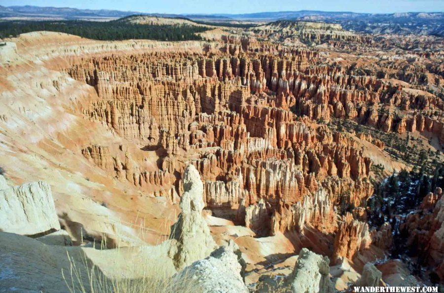 Bryce Amphitheater from the Rim Trail