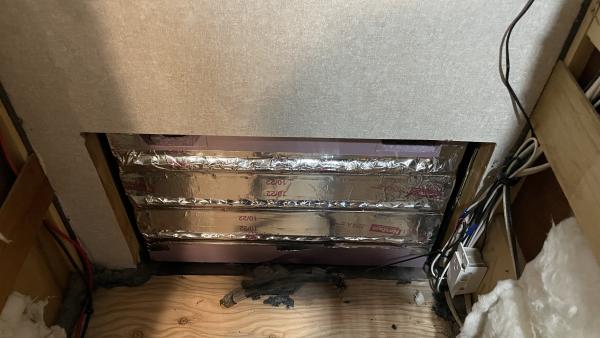 CC038988 FBD0 48B1 B30F 7EFD4075E711
Added 1” Dow board insulation to bottom vent