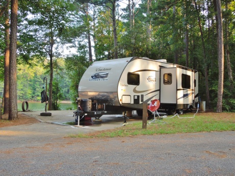 Coachmen Freedom Express