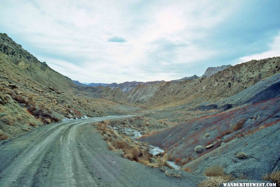 Cottonwood Canyon Road South of Grosvenor Arch