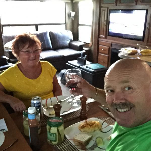 Enjoying our stop over @ Will-O-Bend RV & Golf ,Jaffray,BC before  heading to our Summer spot @ Blackwell Island RV Park in Coeur D' Alene, ID