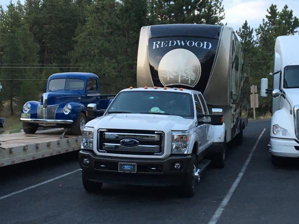 First pic of the Redwood on the road. Taken at a rest stop on I-84 in Eastern Washington.