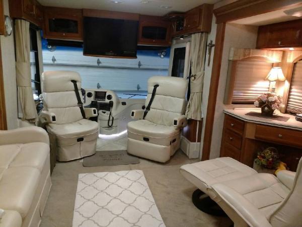 Front cabin