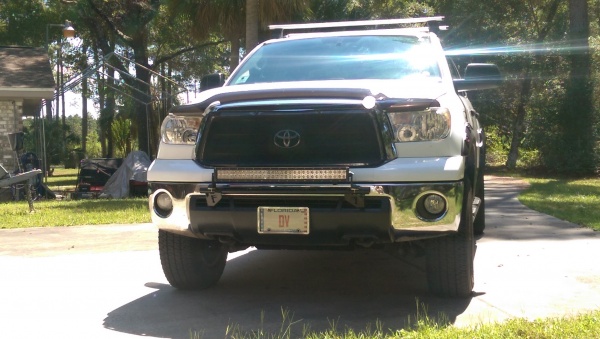 Front view of my older Tundra/TV