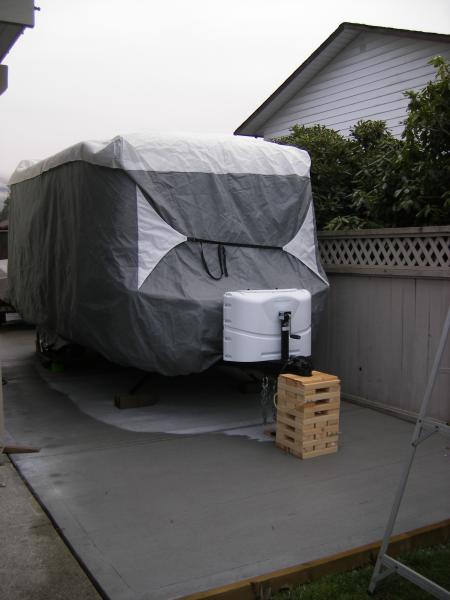 Front view with cover.
Cover purchased through Escape trailers - they no longer offer covers.