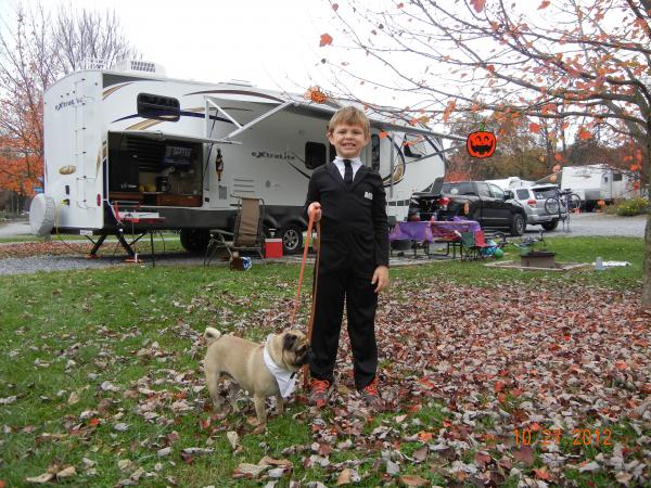 Halloween camping